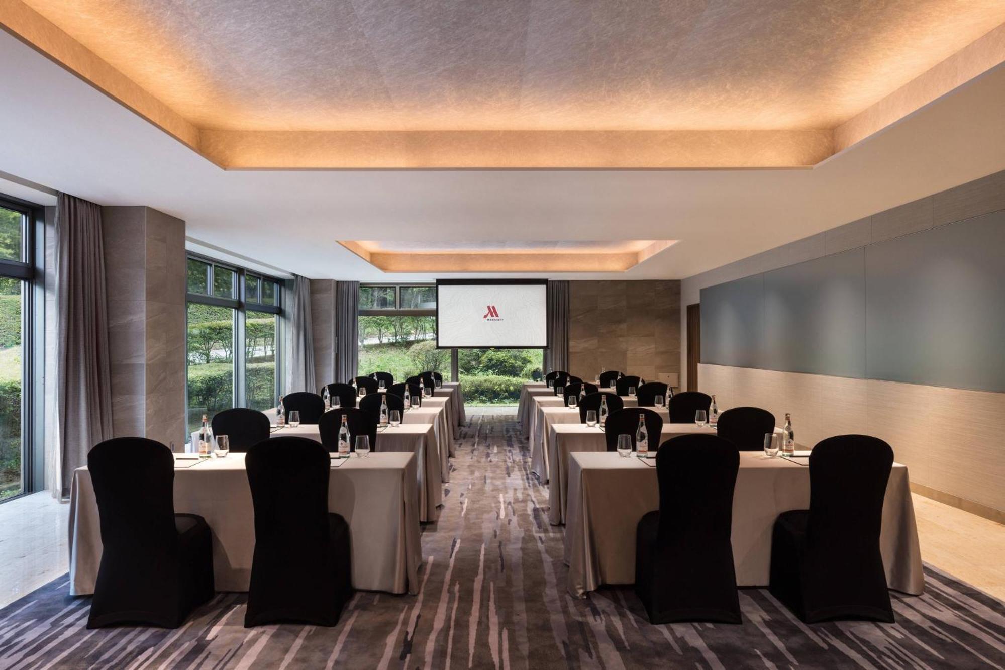 יאמאנאקאקו Fuji Marriott Hotel Lake Yamanaka מראה חיצוני תמונה